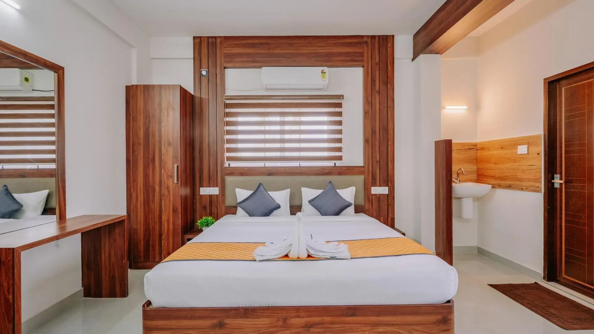 D Nest Inn Thrissur